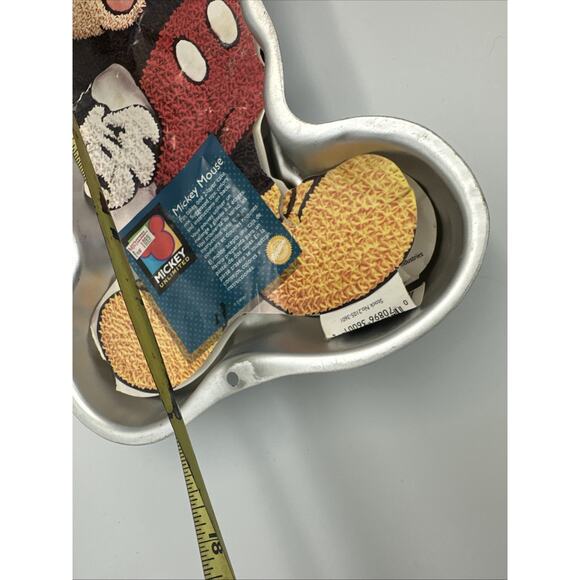 Vintage 1995 Wilton Mickey Mouse Cake Pan With Original Insert Instructions! - Picture 6 of 8